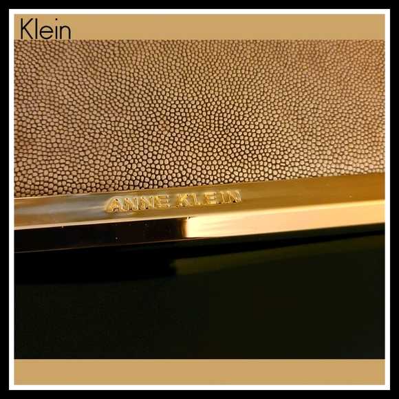 Anne Klein Purse - Picture 2 of 7